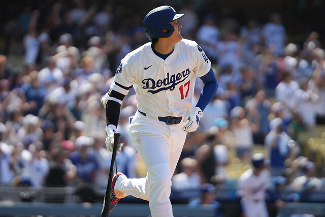 【MLB】大谷翔平、二刀流復帰で1番から打順変更か？　ロバーツ監督が示唆「2番、3番、4番に下げる方が理にかなっているかも」